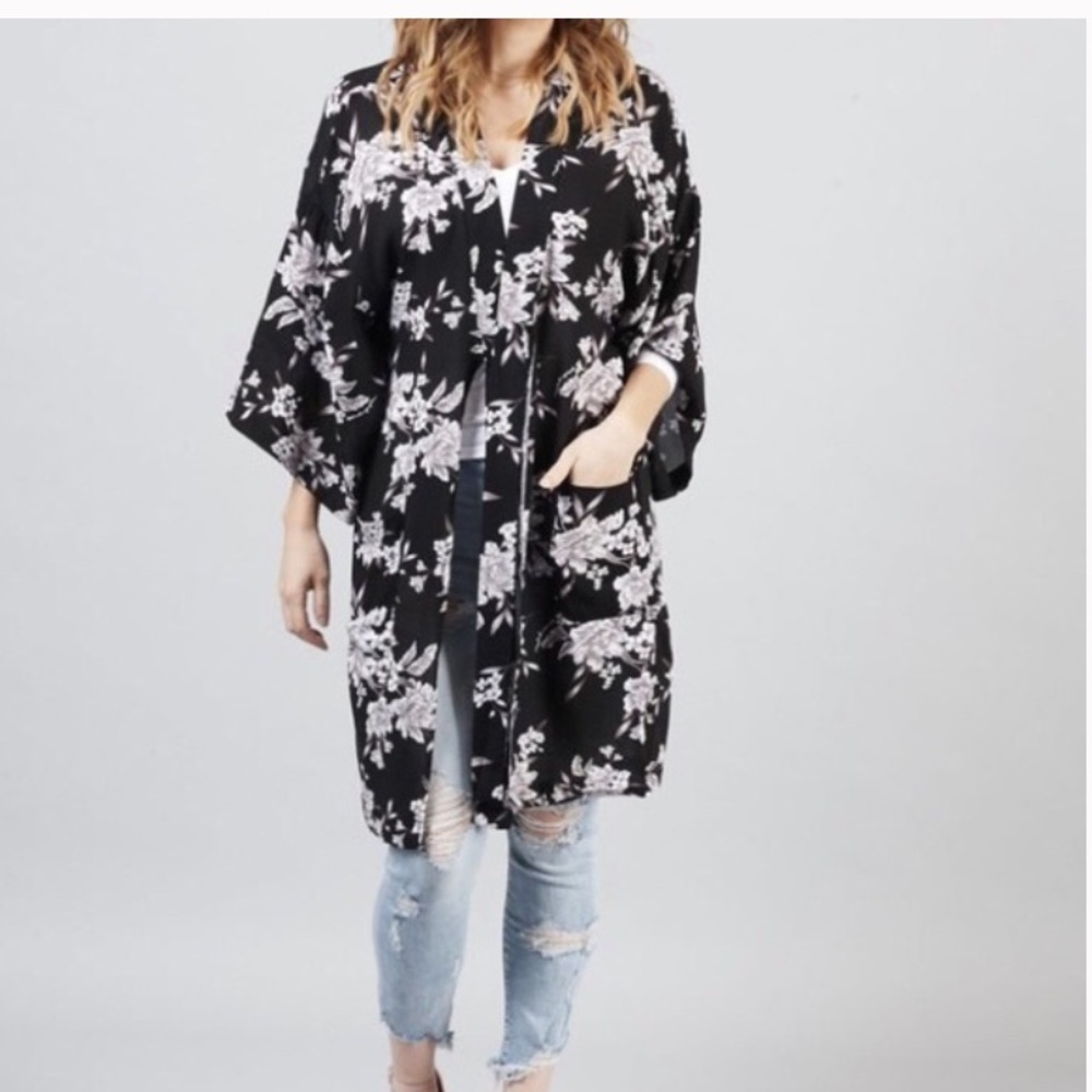 Spiritual Gangster Maya kimono floral